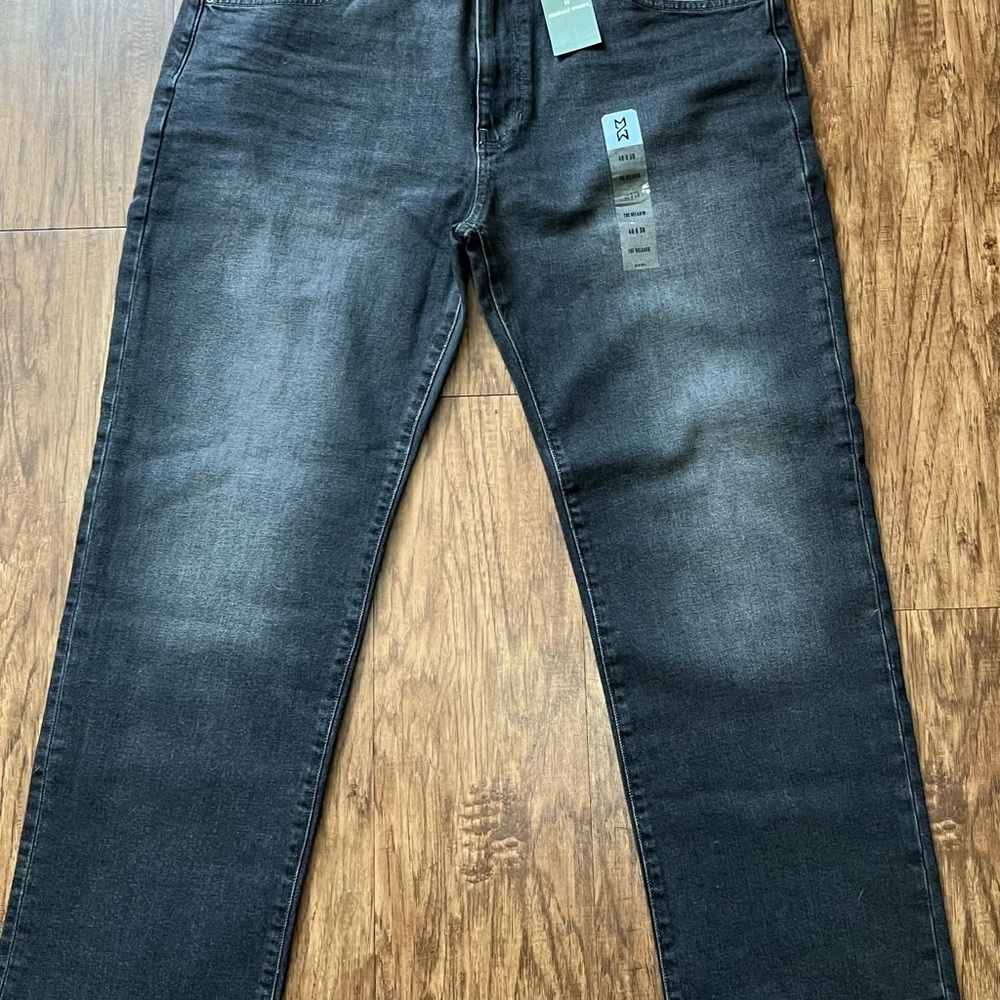 Classic Black Straight-Leg Jeans for Men